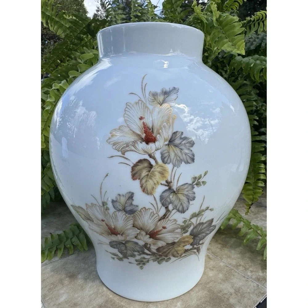VTG Kaiser Porcelain Vase Alice by K. Nossek Large Floral Gold Gilded W. Germany